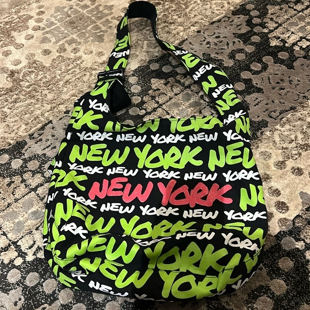 💥 2/$10 
ARKASH New York Graffiti Bag